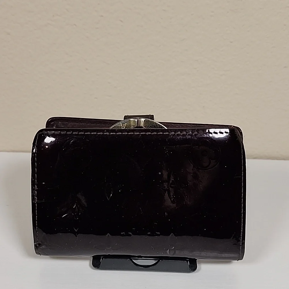 Louis Vuitton Monogram Vernis Wallet In Amarante - Picture 7 of 11